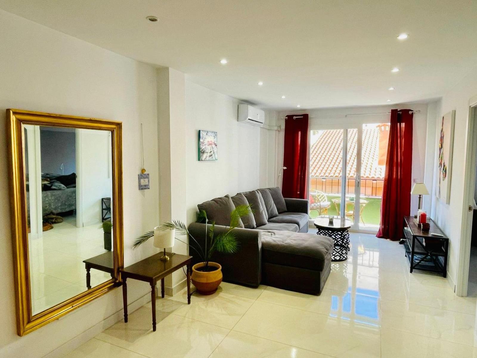 Apartament Salamanca Apartment มาลากา ภายนอก รูปภาพ